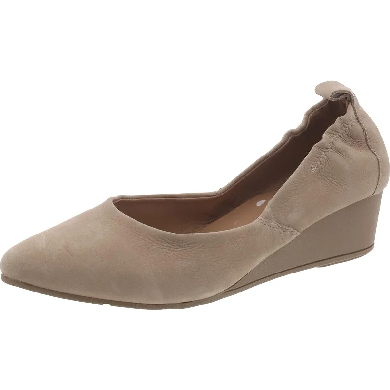 Women's Geometric - Patterned Ballet Flats in Multicolor for a Fashion - Forward Look Blondo Womens Leather Wedge Moccasins Women's Geometric - Patterned Ballet Flats in Multicolor for a Fashion - Forward Look Blondo Womens Leather Wedge Moccasins