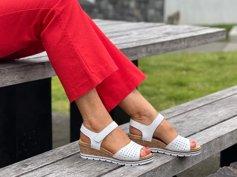 Women's Flat Slide Sandals with a Memory Foam Insole in White for All - Day ComfortAco Comfort Amitay available in 2 colours