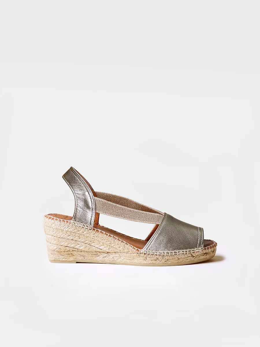 Women's Leather - Strapped Sandals with a Braided Detail in Brown for a Rustic AppealToni Pons Teide P Platinum