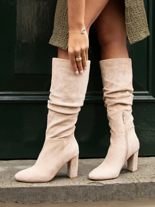 women's heeled boots with zippersAURA