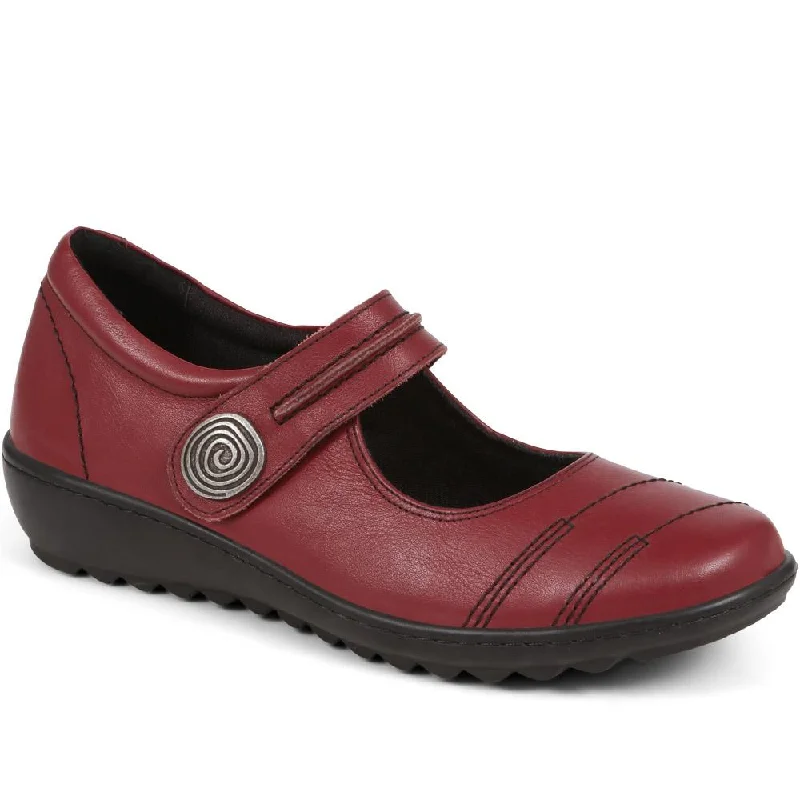 Women's casual flat shoes for all - day comfortSmart Leather Mary Janes - LUCK38005 / 324 544