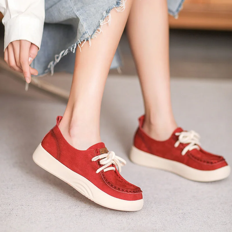 Women's casual shoes for a weekend getawayWomen Minimalist Leather Soft Flat Casual Shoes