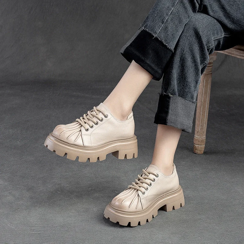 Women's casual shoes for a coffee dateWomen Retro Leather Thick Lug Soled Casual Shoes