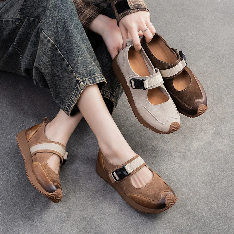 Women's casual shoes with shock - absorbing soles for a smooth strideWomen Retro Patchwork Leather Flat Casual Shoes