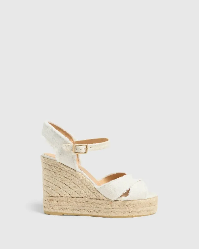 Movie - night - out women's espadrillesWomen's Bromelia Blanco Oro Wedge Sandals In White/gold